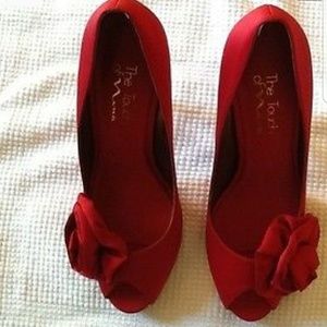 New! Red Satin Pumps, size 9